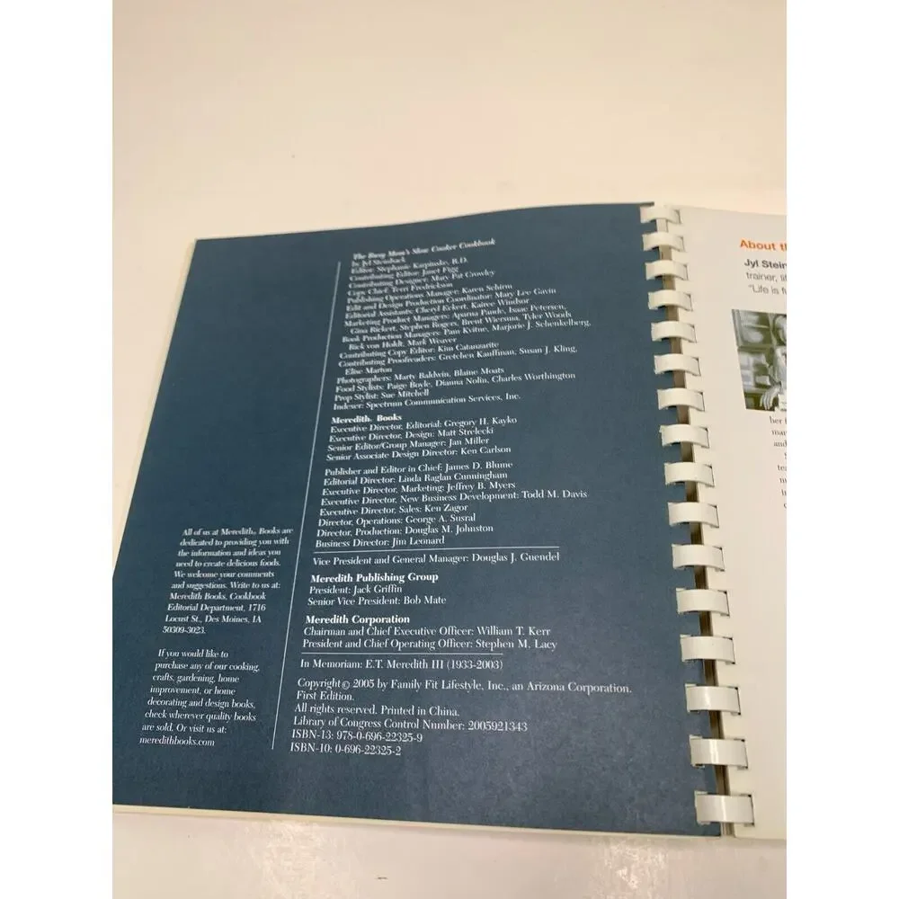 The Busy Mom's Slow Cooker Cookbook Spiral by Jyl Steinback 2005 First Edition